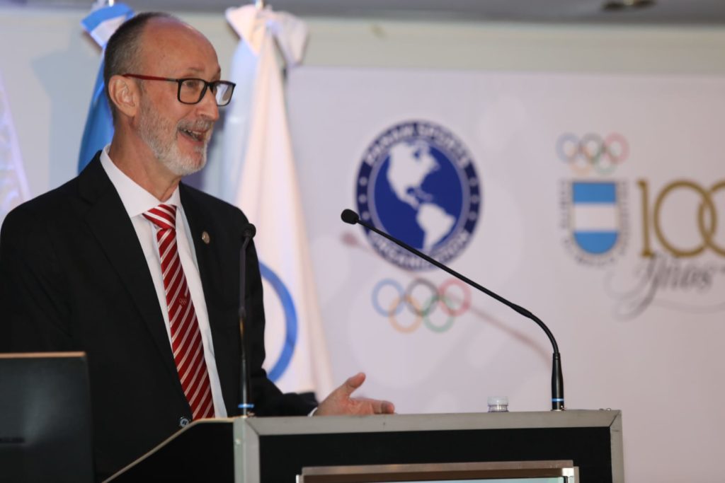 Nelson Todt, Presidente do CBPC, durante Sessão Pan-americana de Academias Olímpicas.